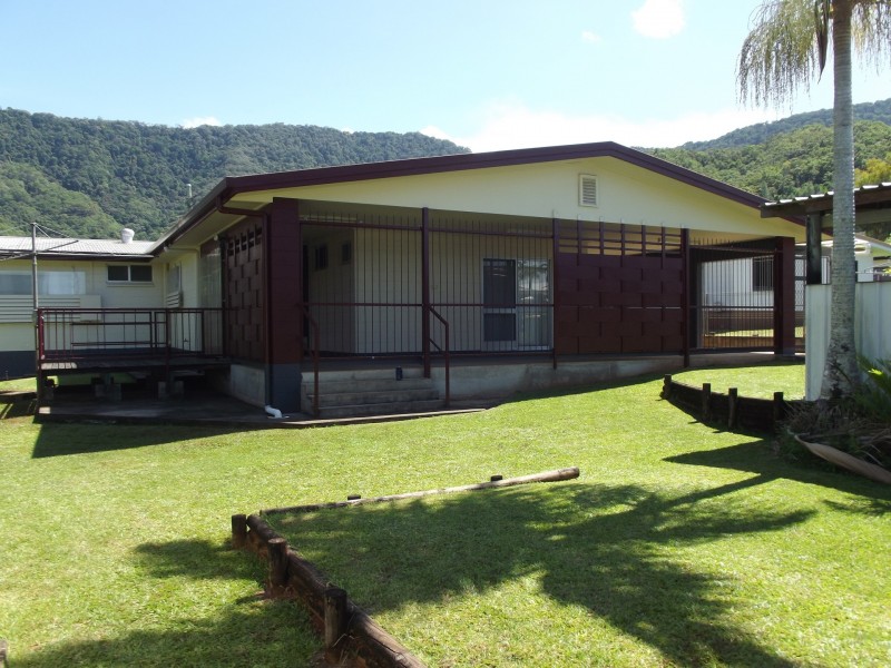 22 Scenic Street, Bayview Heights QLD 4868