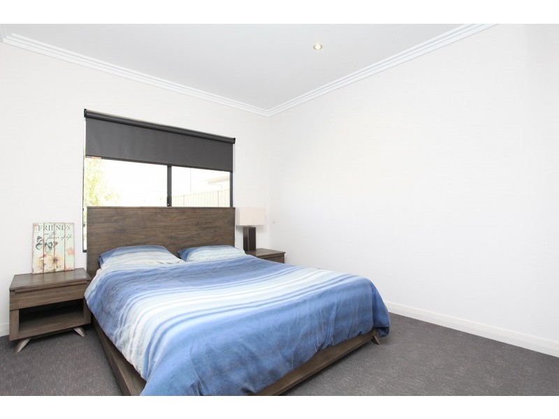 4 Skua Way, Jurien Bay WA 6516