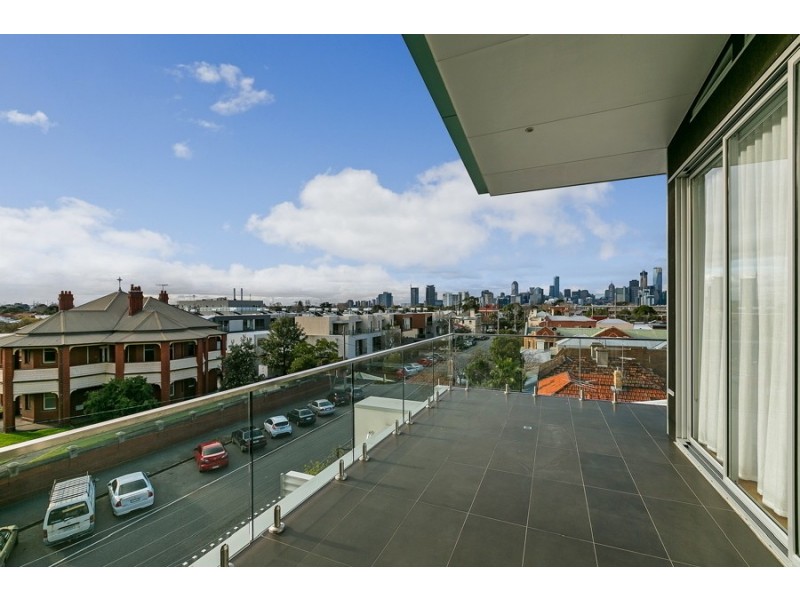 8/74 Stokes Street, Port Melbourne VIC 3207