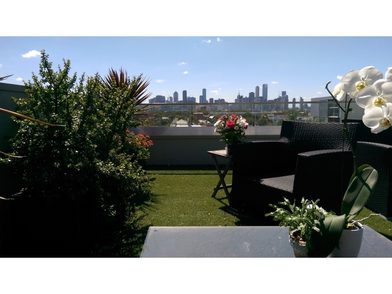 8/74 Stokes Street, Port Melbourne VIC 3207