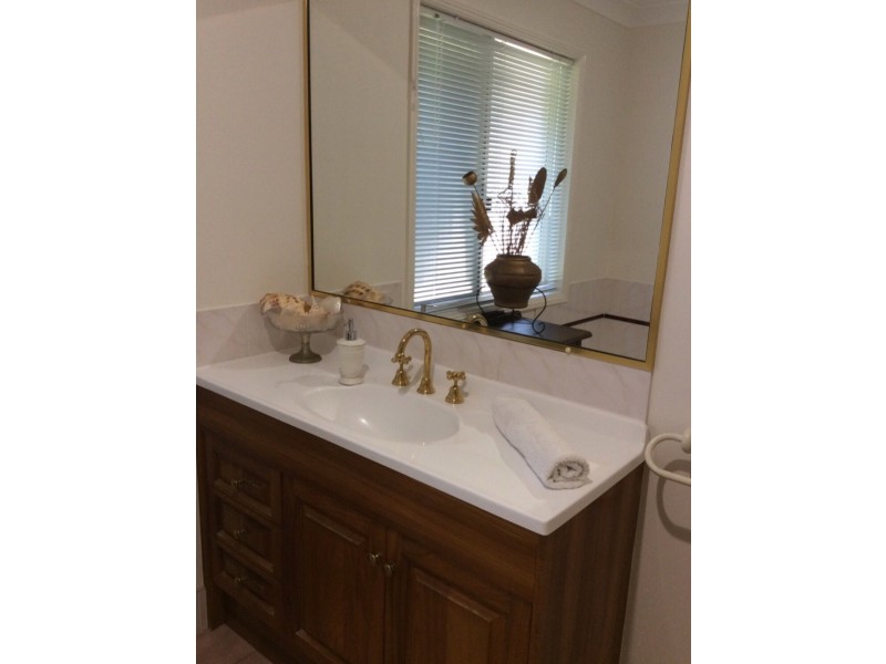 170 Lynwood Drive, Guanaba QLD 4210