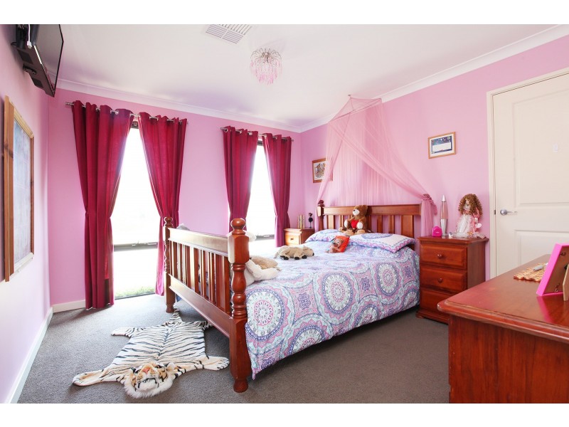 69 Fendam Street, Warnbro WA 6169