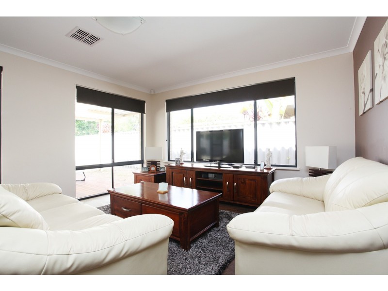 69 Fendam Street, Warnbro WA 6169