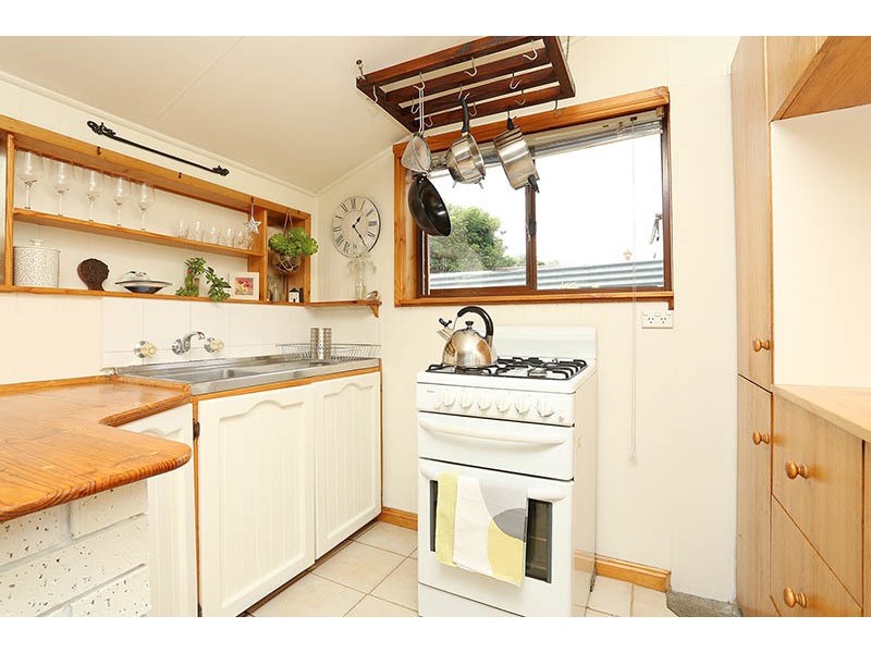 106 La Trobe Street, Redan VIC 3350