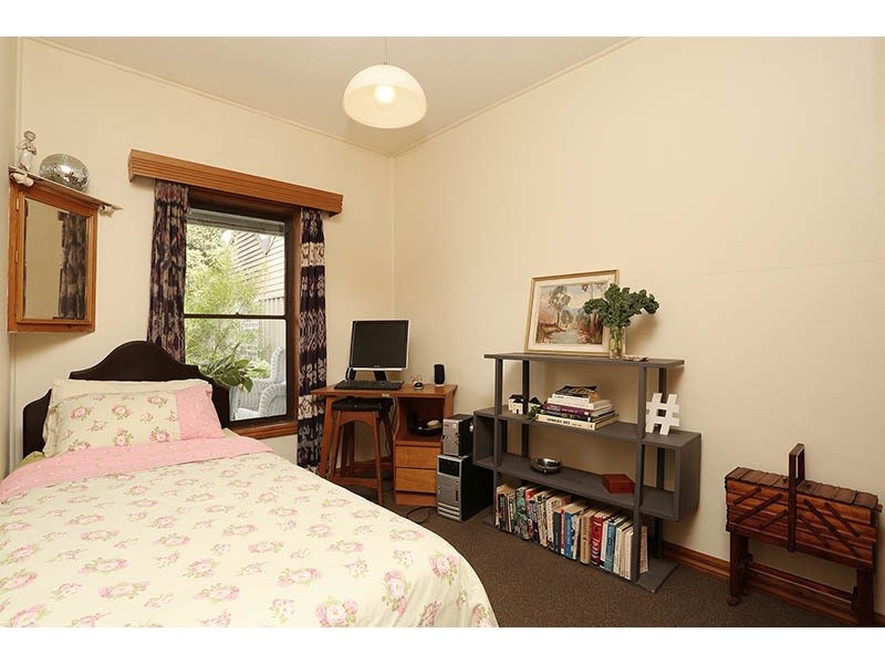 106 La Trobe Street, Redan VIC 3350