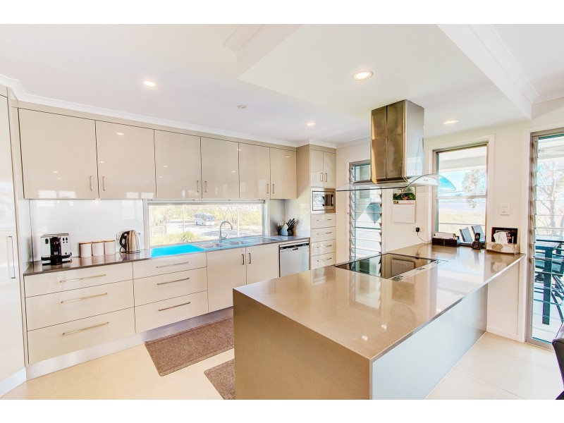 43 Slade Esplanade, Slade Point QLD 4740