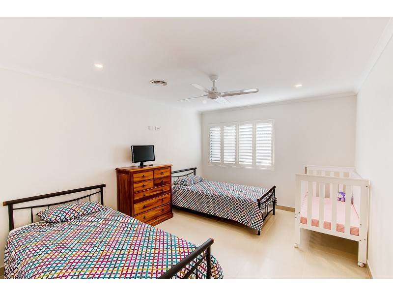 43 Slade Esplanade, Slade Point QLD 4740