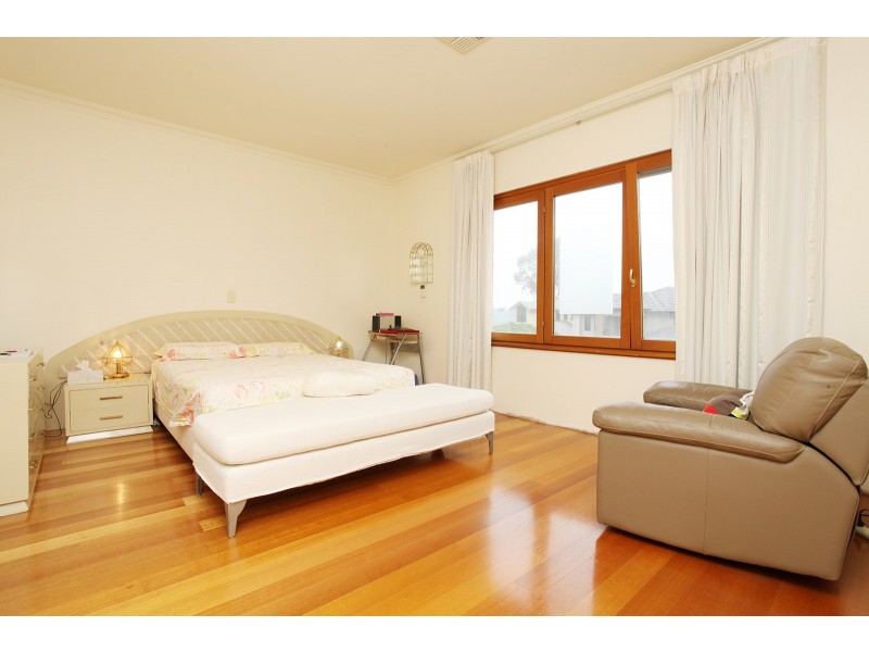 12 Avalon Rise, Carine WA 6020