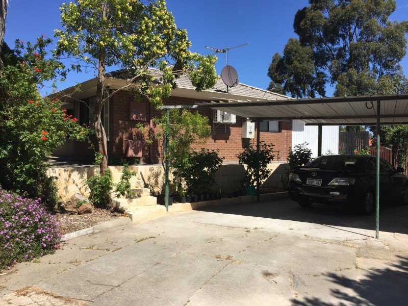 8 Robertson St, Hazelmere WA 6055