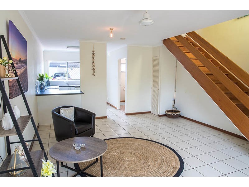 9/6-10 Palm Street, Holloways Beach QLD 4878