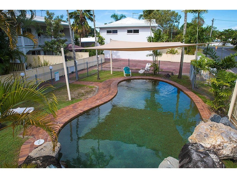 9/6-10 Palm Street, Holloways Beach QLD 4878