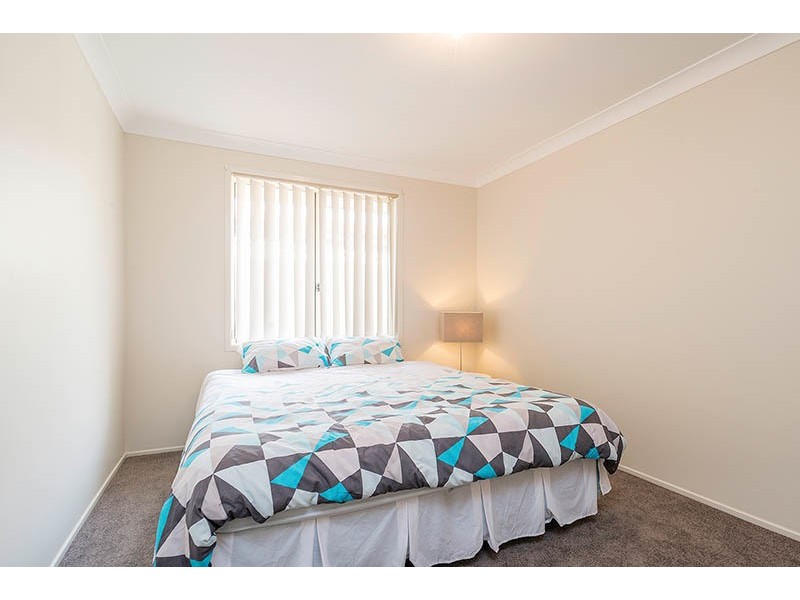 2 Lupin Close, Woongarrah NSW 2259