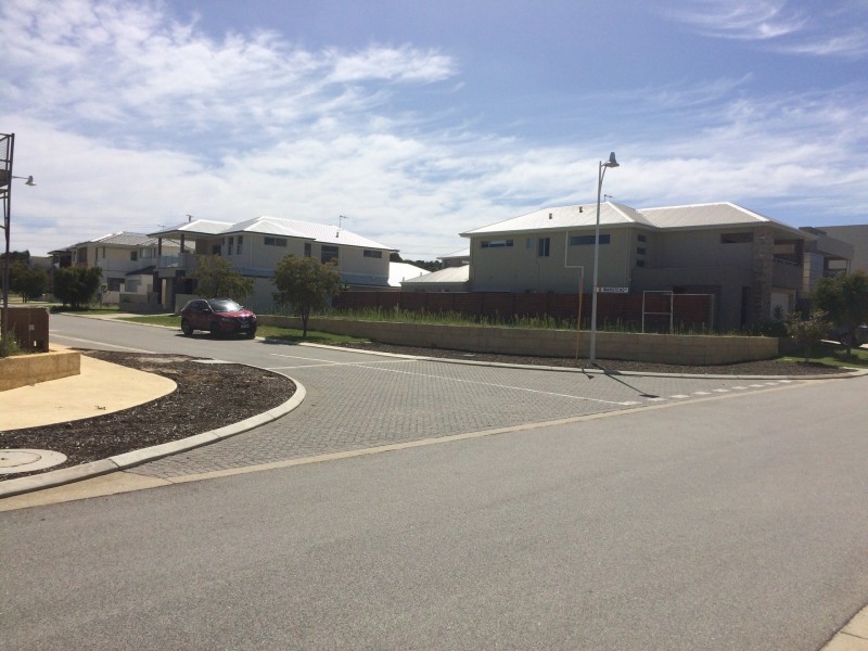 5 Devonshire Link, North Coogee WA 6163