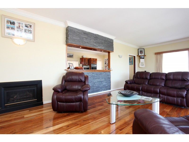 9 Dunstan Street, South Bunbury WA 6230