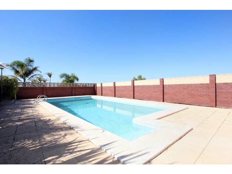 9 Dunstan Street, South Bunbury WA 6230