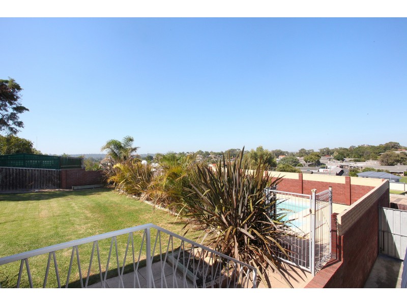 9 Dunstan Street, South Bunbury WA 6230