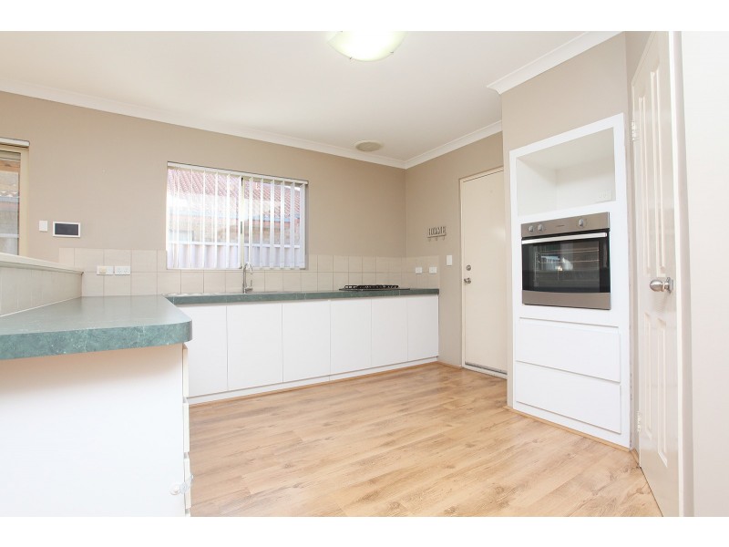 20 Lonsdale Crescent, Waikiki WA 6169