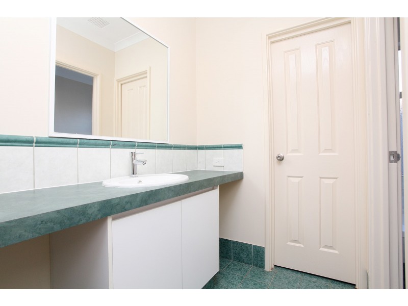 20 Lonsdale Crescent, Waikiki WA 6169