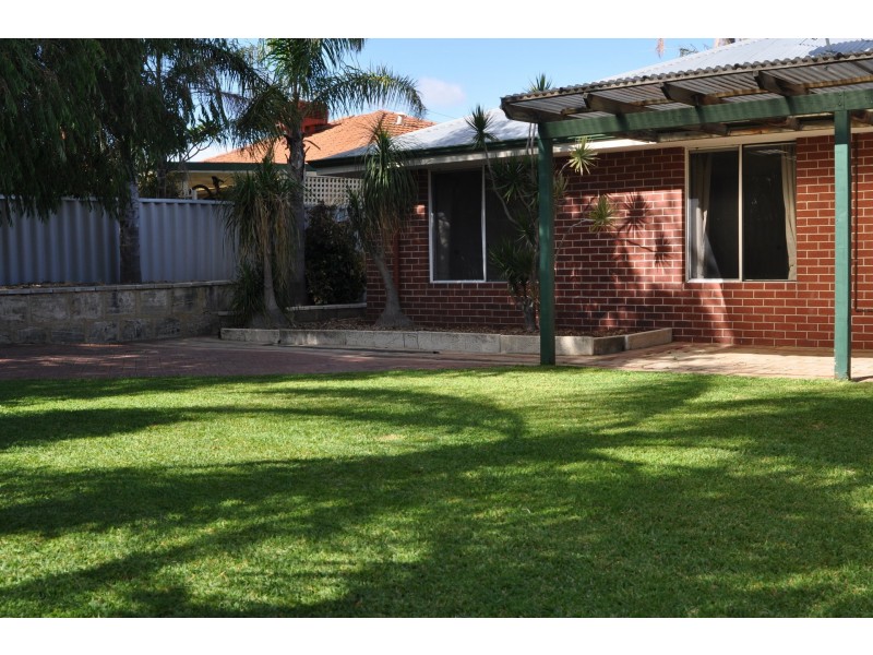 8 Munday Road, High Wycombe WA 6057