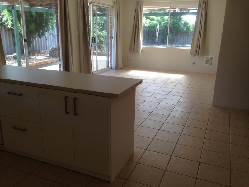 8 Munday Road, High Wycombe WA 6057