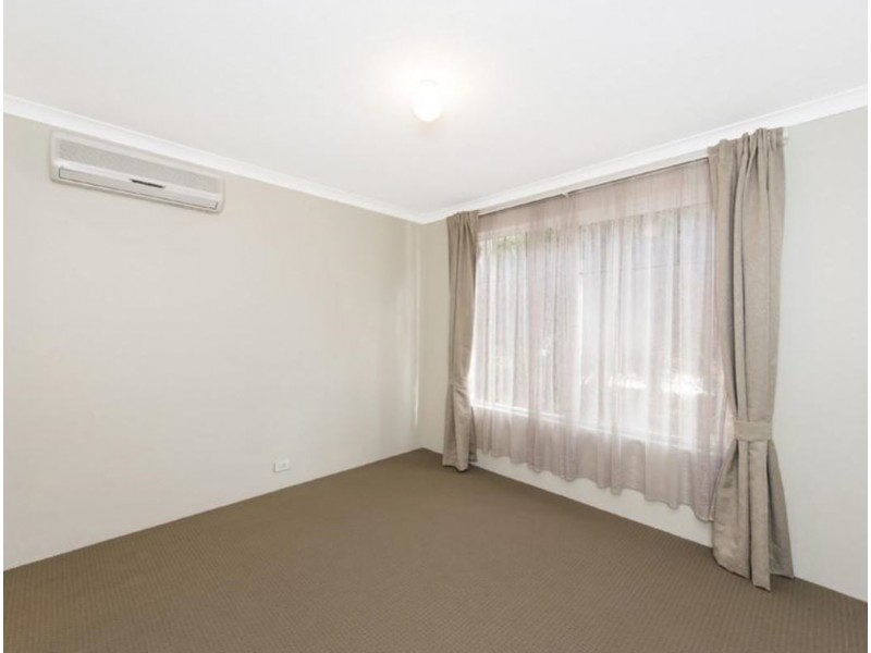 8 Munday Road, High Wycombe WA 6057