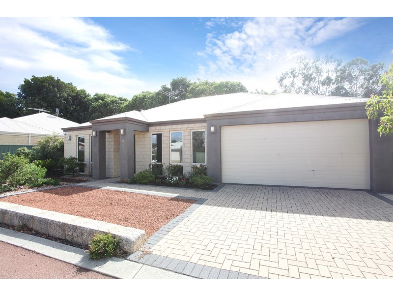 8/98 Canning Road, Kalamunda WA 6076