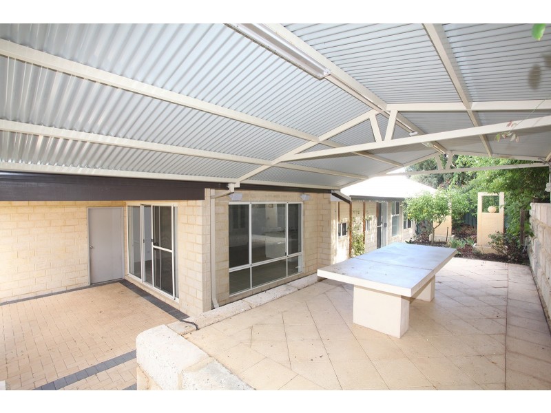 8/98 Canning Road, Kalamunda WA 6076