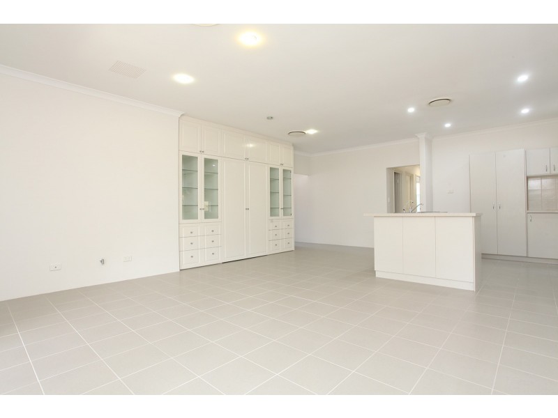 8/98 Canning Road, Kalamunda WA 6076