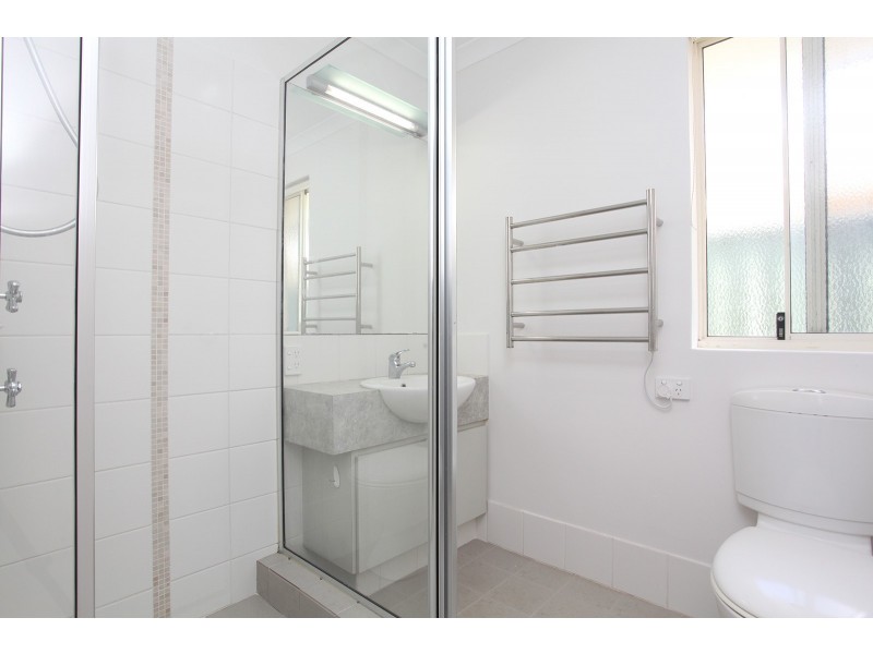 8/98 Canning Road, Kalamunda WA 6076