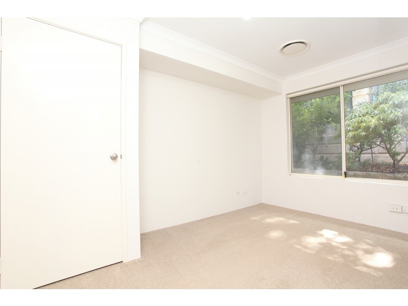 8/98 Canning Road, Kalamunda WA 6076