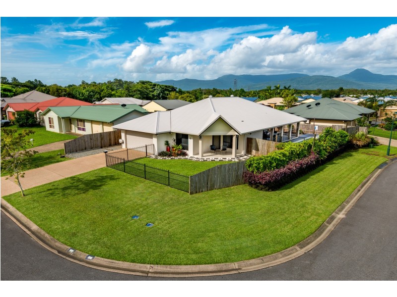 6 Picnic Street, White Rock QLD 4868