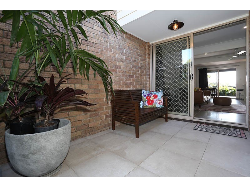 7/8 West King Street, Southport QLD 4215