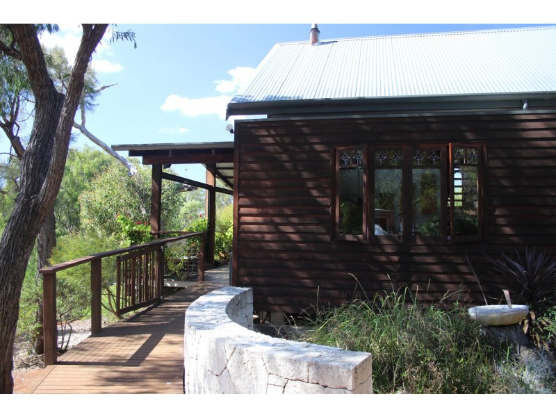 15 House Glen, Yallingup WA 6282
