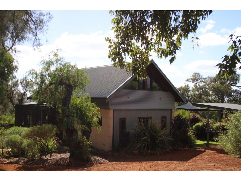 15 House Glen, Yallingup WA 6282