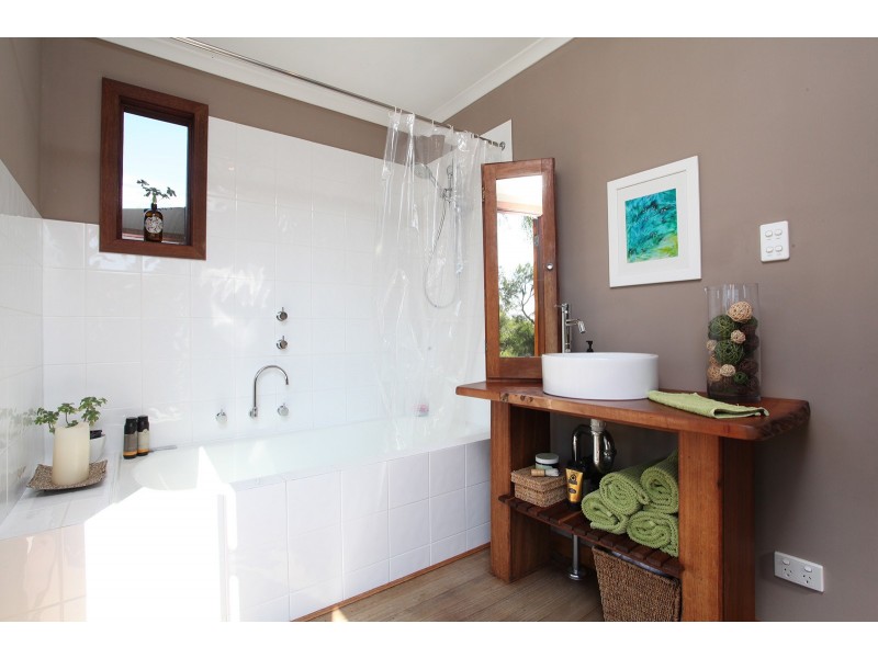 15 House Glen, Yallingup WA 6282