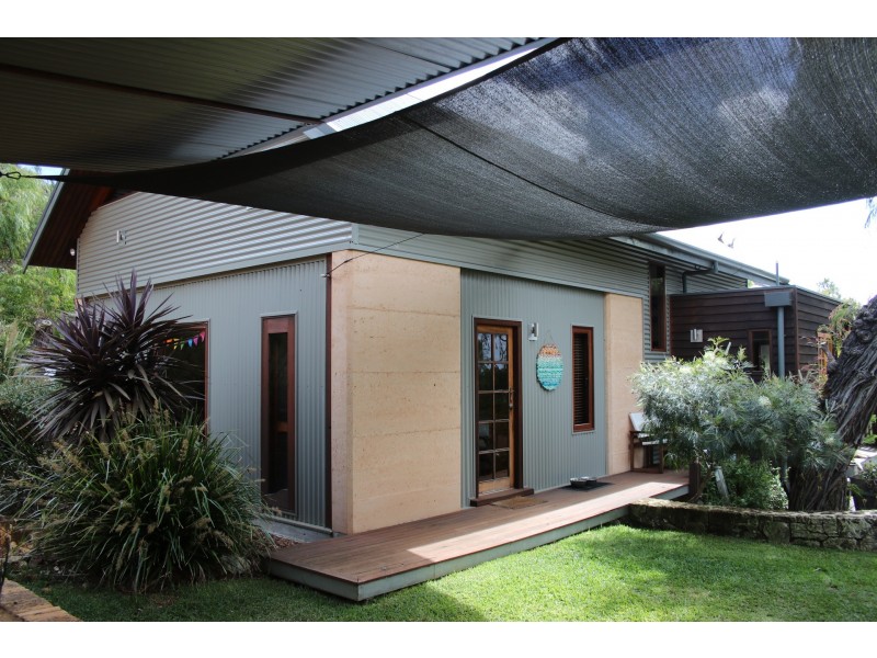 15 House Glen, Yallingup WA 6282