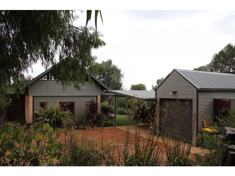 15 House Glen, Yallingup WA 6282