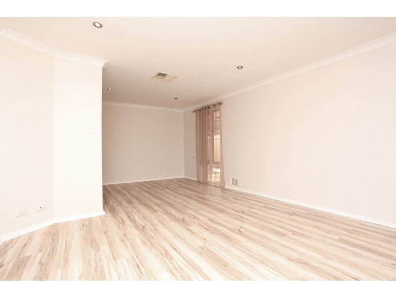 13 Duncan Close, Parkwood WA 6147