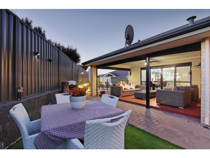 3 Uffizi End, Aveley WA 6069