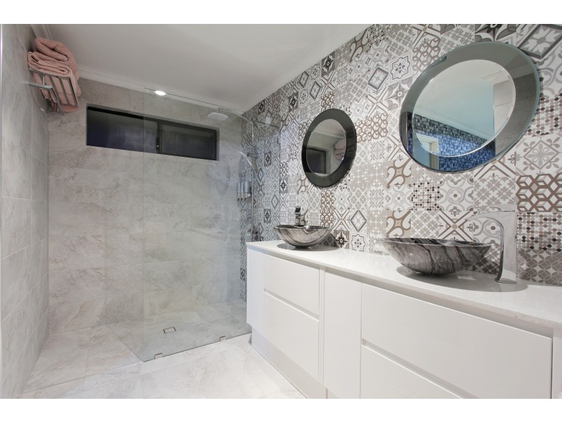 3 Uffizi End, Aveley WA 6069