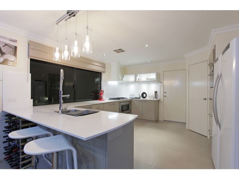 3 Uffizi End, Aveley WA 6069