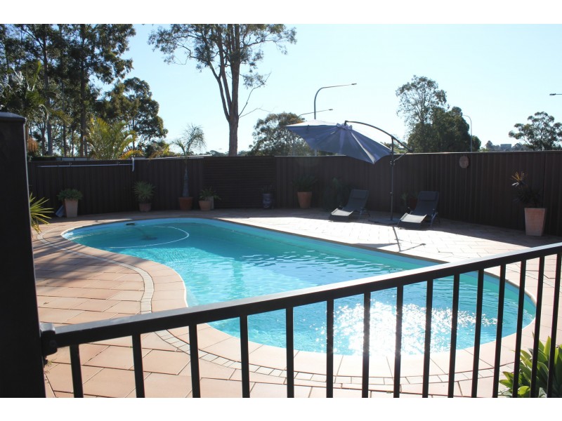 9 Moss Place, St Helens Park NSW 2560