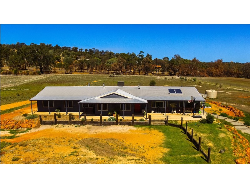 51 Fraser Road, Boddington WA 6390