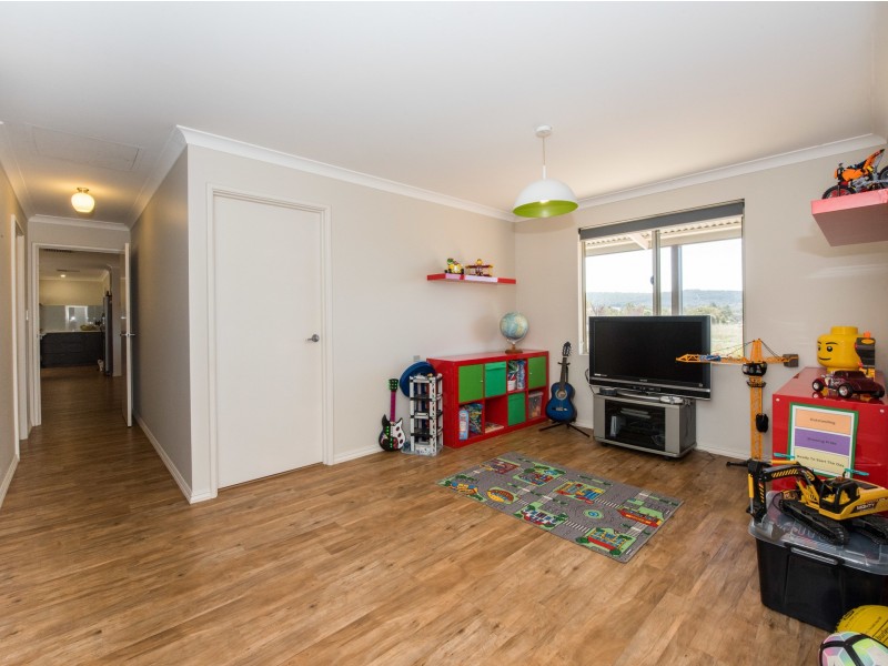 51 Fraser Road, Boddington WA 6390