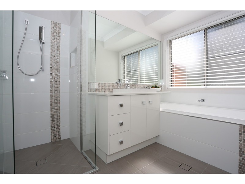 7 Rundle Avenue, Pimpama QLD 4209