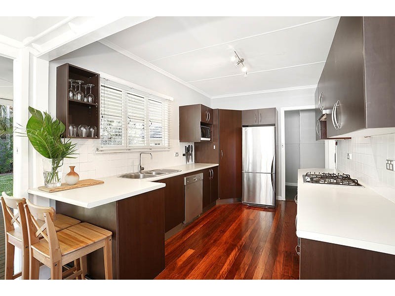 3 David Road, Holland Park QLD 4121