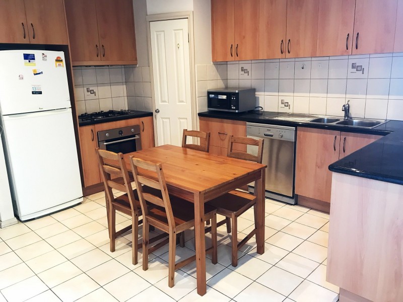 2/26 Empire Street, Footscray VIC 3011