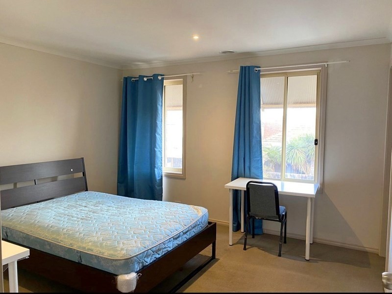 2/26 Empire Street, Footscray VIC 3011