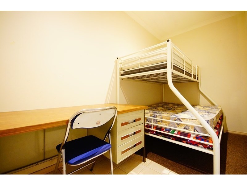 2/26 Empire Street, Footscray VIC 3011