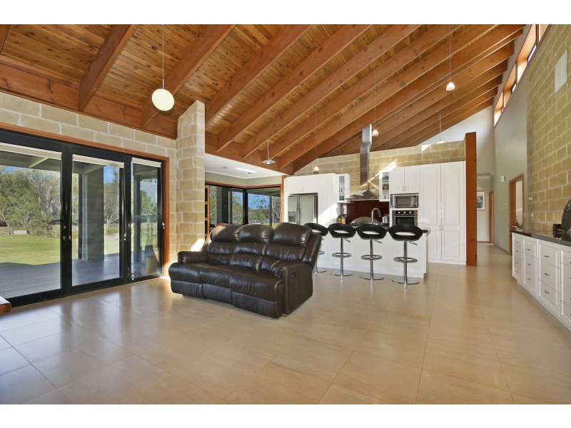 106 Quicks Road, Barooga VIC 3644